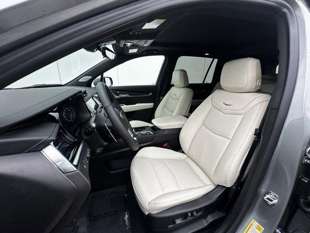 new 2025 Cadillac XT6 car, priced at $65,740