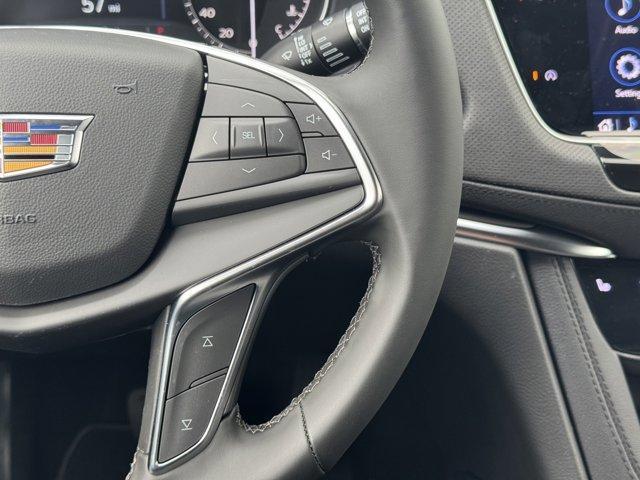 new 2025 Cadillac XT5 car