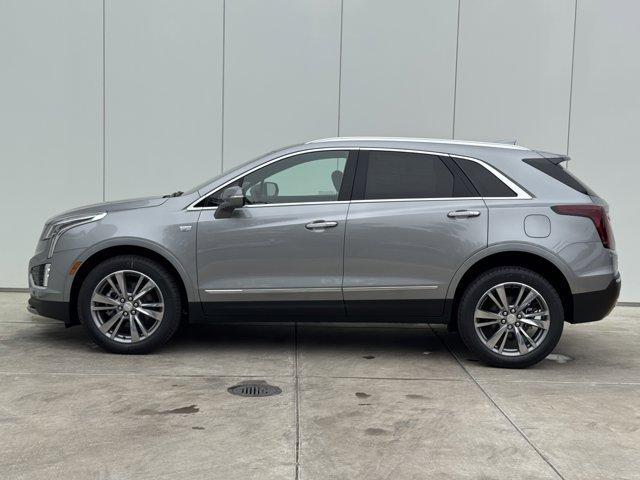 new 2025 Cadillac XT5 car, priced at $54,090