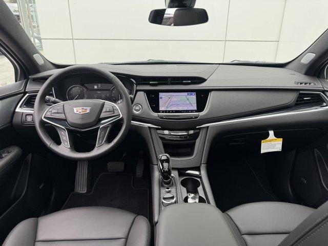 new 2025 Cadillac XT5 car, priced at $54,090