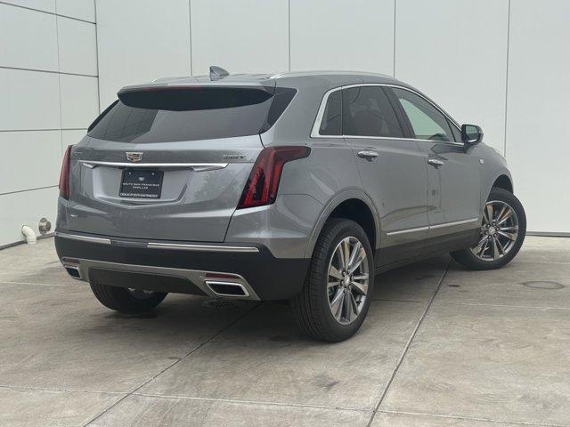 new 2025 Cadillac XT5 car, priced at $54,090