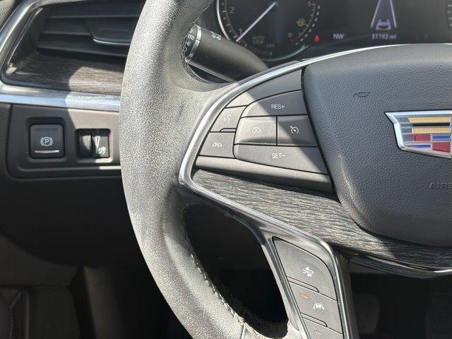 used 2023 Cadillac XT5 car, priced at $31,995