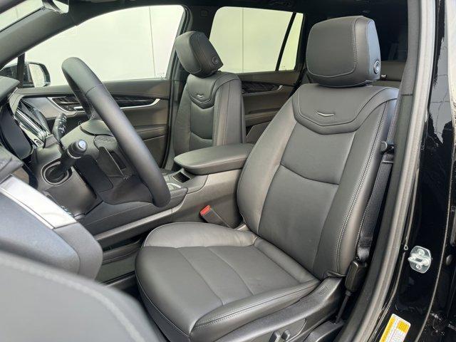 new 2025 Cadillac XT6 car, priced at $65,565