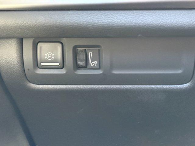 used 2024 Cadillac XT4 car, priced at $31,797