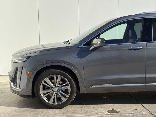 used 2022 Cadillac XT6 car, priced at $31,995