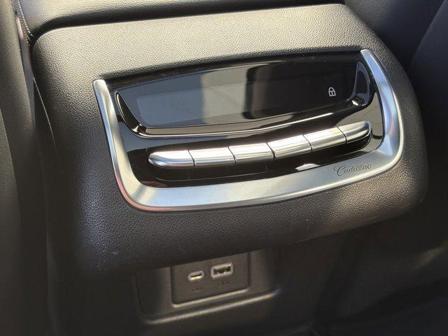 used 2022 Cadillac XT6 car, priced at $31,995