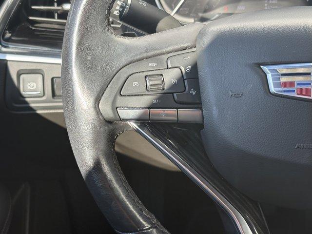 used 2022 Cadillac XT6 car, priced at $31,995