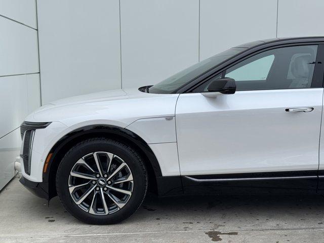 new 2025 Cadillac LYRIQ car