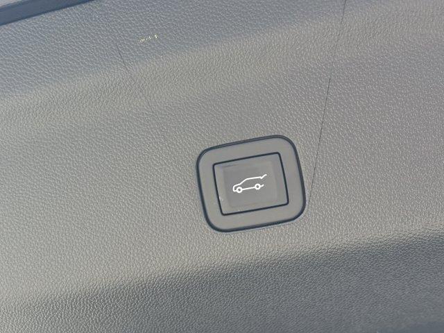 new 2025 Cadillac Escalade ESV car, priced at $108,639