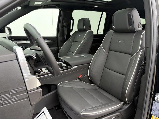 new 2025 Cadillac Escalade ESV car, priced at $108,639