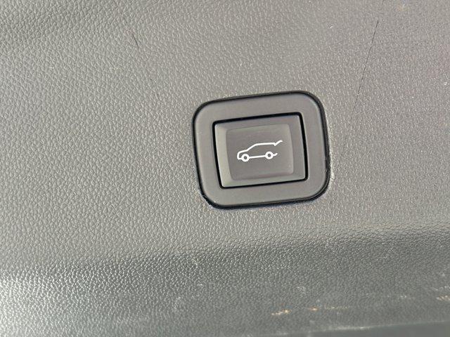 used 2023 Cadillac Escalade ESV car, priced at $72,499