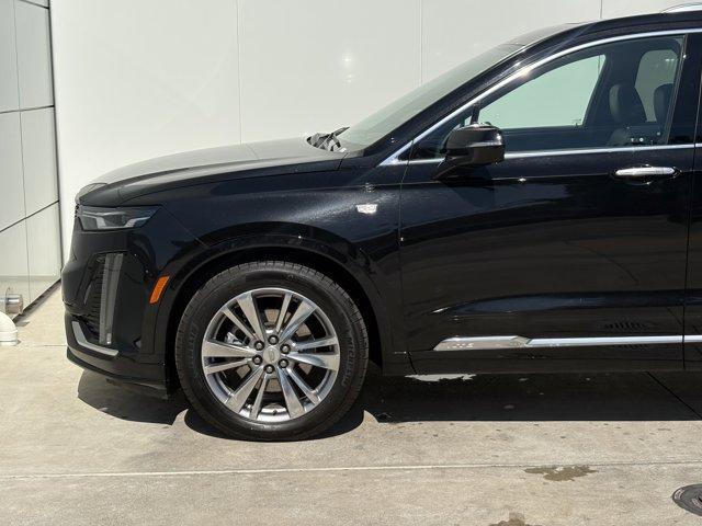 used 2023 Cadillac XT6 car, priced at $35,998