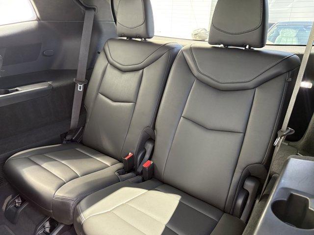 used 2023 Cadillac XT6 car, priced at $35,998