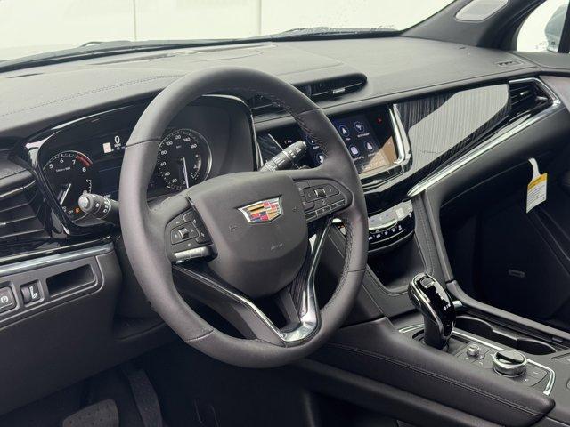 new 2025 Cadillac XT6 car, priced at $59,690