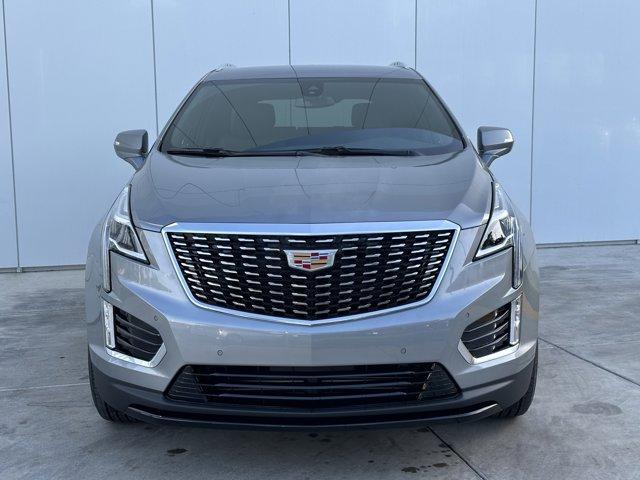 new 2025 Cadillac XT5 car, priced at $47,690