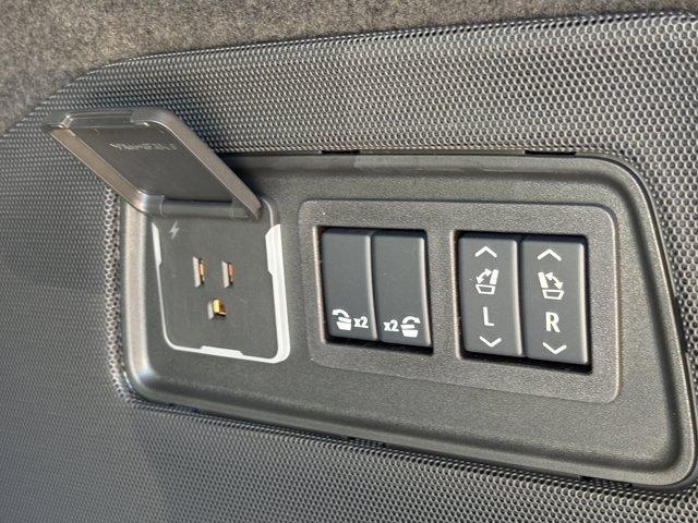 new 2026 Cadillac Escalade ESV car, priced at $138,705