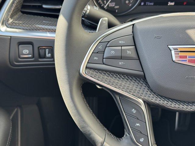 new 2025 Cadillac XT5 car, priced at $62,890
