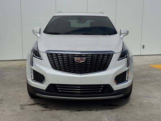 new 2025 Cadillac XT5 car, priced at $55,915