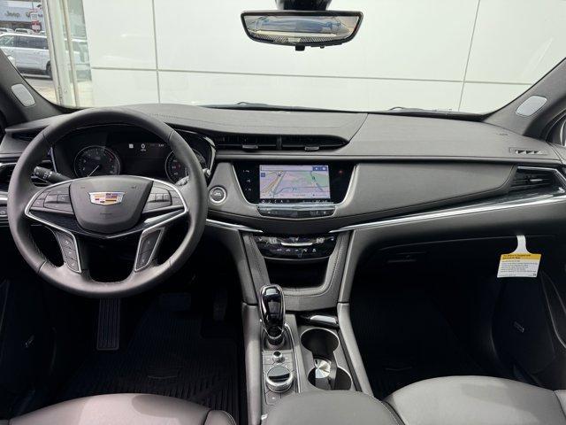 new 2025 Cadillac XT5 car, priced at $55,915