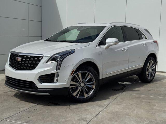 new 2025 Cadillac XT5 car, priced at $55,915