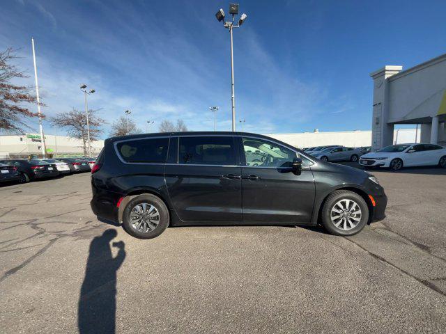 used 2022 Chrysler Pacifica Hybrid car, priced at $26,985