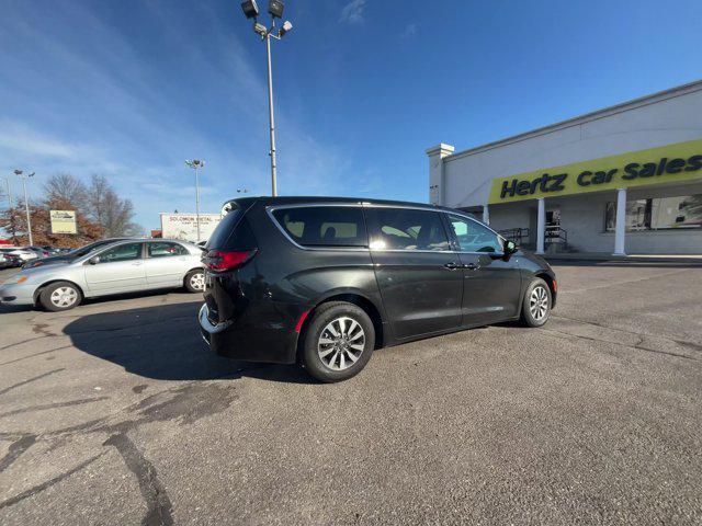 used 2022 Chrysler Pacifica Hybrid car, priced at $26,985