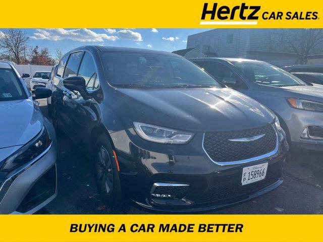 used 2022 Chrysler Pacifica Hybrid car, priced at $26,985