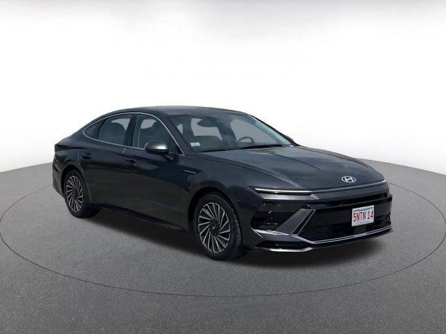 used 2024 Hyundai Sonata Hybrid car, priced at $24,758