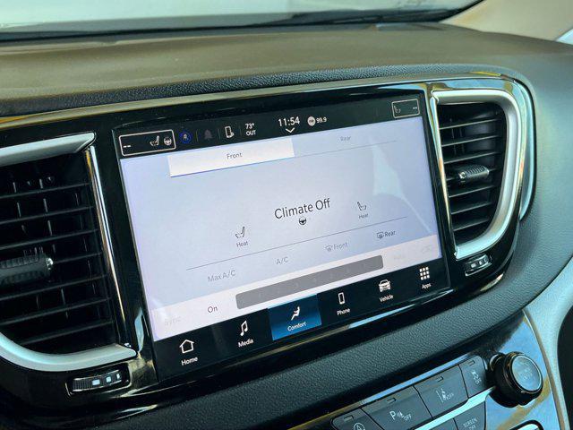 used 2024 Chrysler Pacifica car, priced at $33,462