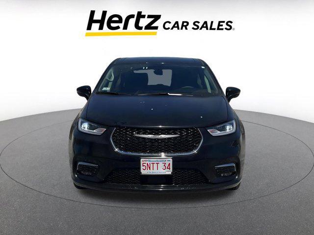 used 2024 Chrysler Pacifica car, priced at $33,462