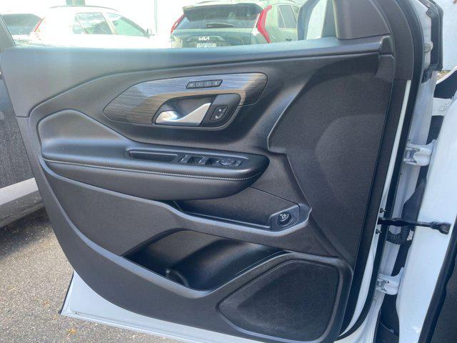 used 2024 GMC Terrain car, priced at $25,091