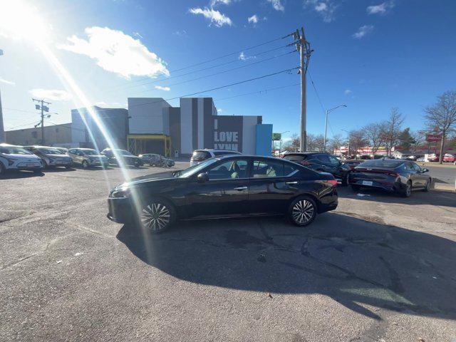 used 2023 Nissan Altima car, priced at $19,613