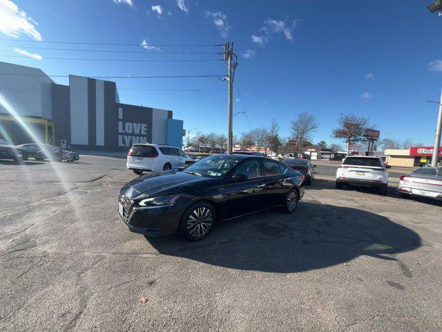 used 2023 Nissan Altima car, priced at $19,613