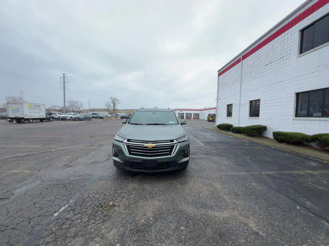 used 2023 Chevrolet Traverse car, priced at $27,135