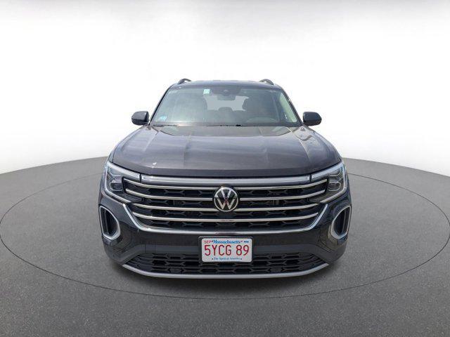 used 2024 Volkswagen Atlas car, priced at $32,126