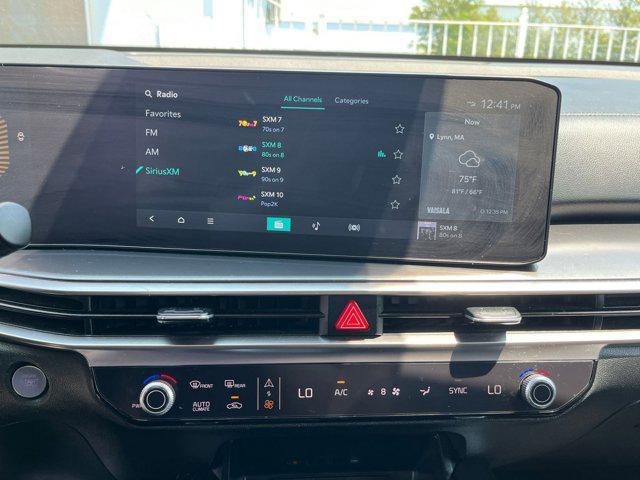 used 2024 Kia Sorento car, priced at $29,374