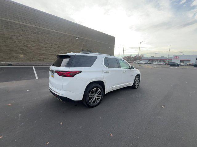 used 2022 Chevrolet Traverse car, priced at $31,638