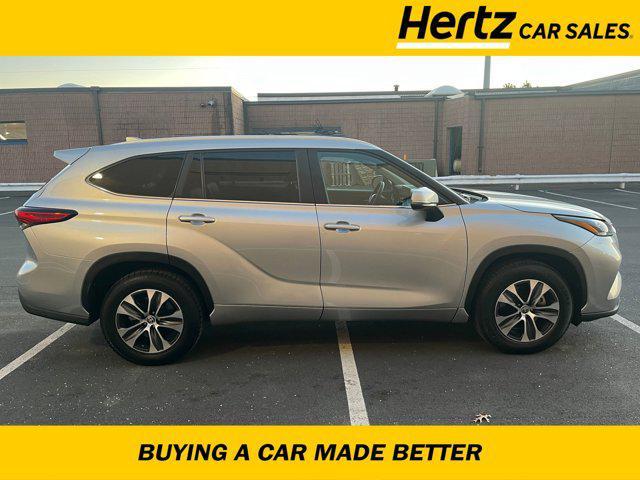 used 2023 Toyota Highlander car, priced at $34,181