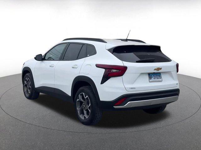 used 2024 Chevrolet Trax car, priced at $22,827