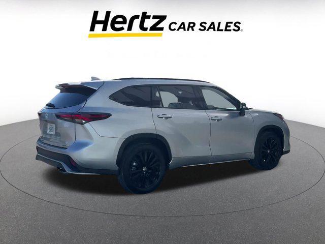 used 2024 Toyota Highlander car, priced at $41,360