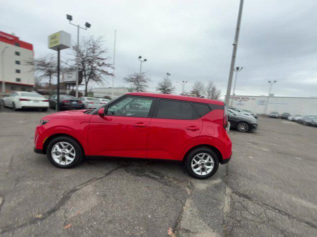 used 2024 Kia Soul car, priced at $17,338