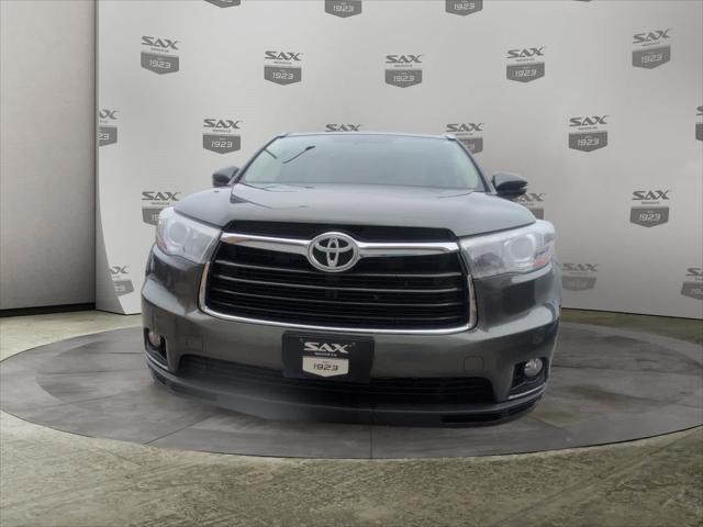 used 2015 Toyota Highlander car, priced at $17,495