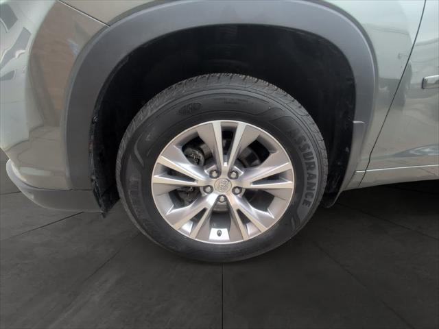 used 2015 Toyota Highlander car, priced at $17,495