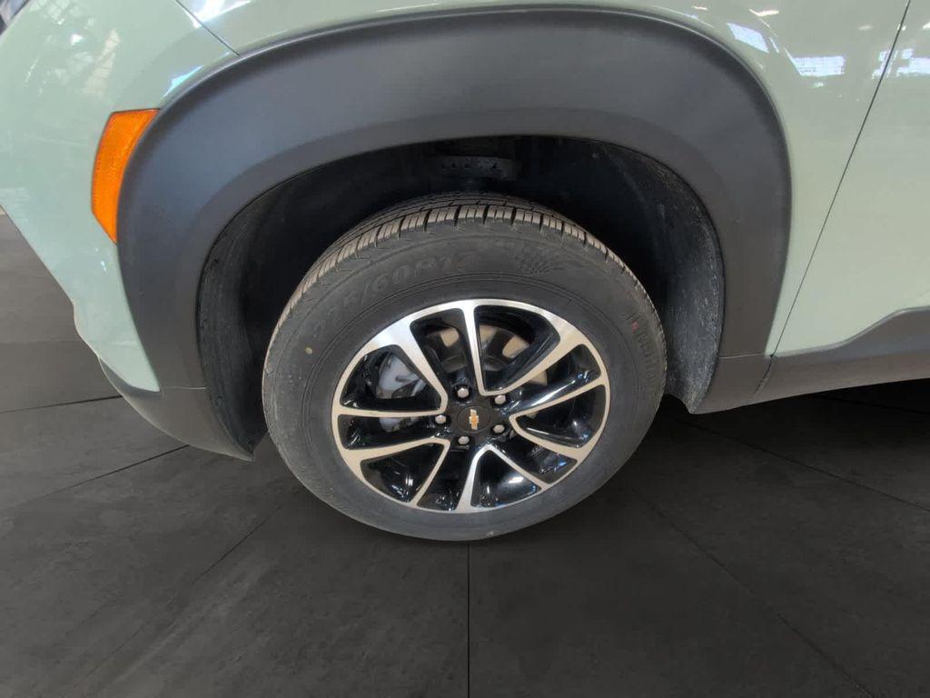 used 2025 Chevrolet TrailBlazer car, priced at $24,995