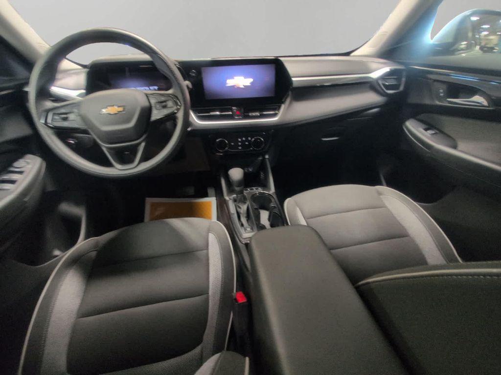 used 2025 Chevrolet TrailBlazer car, priced at $24,995