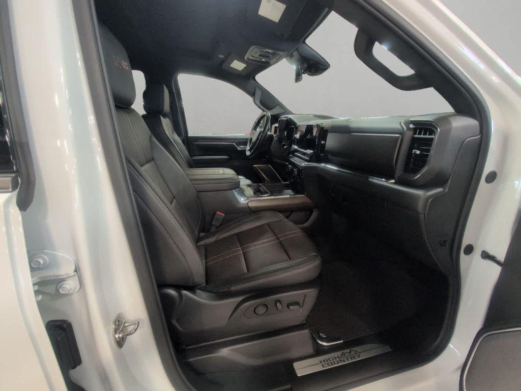 used 2025 Chevrolet Silverado 3500 car, priced at $62,995