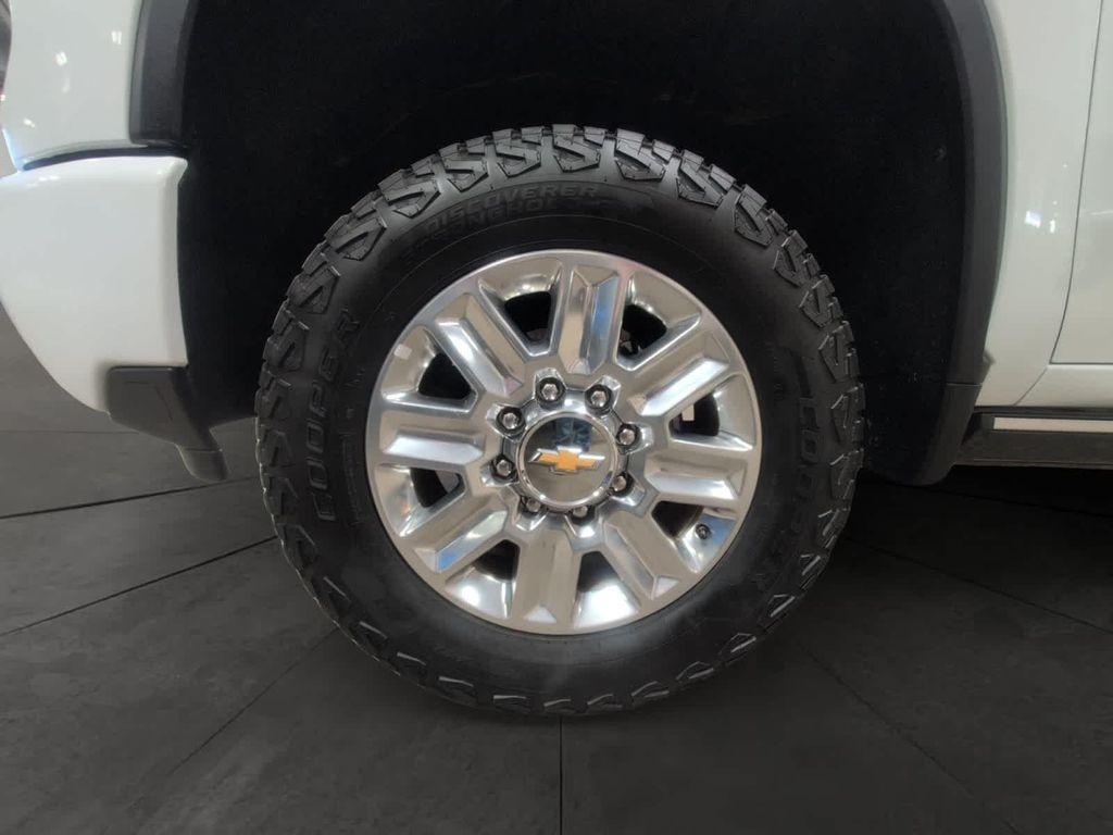 used 2025 Chevrolet Silverado 3500 car, priced at $62,995