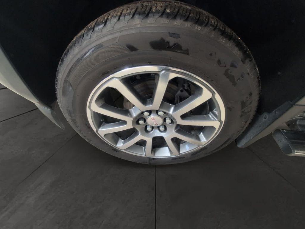 used 2018 GMC Canyon car, priced at $26,995