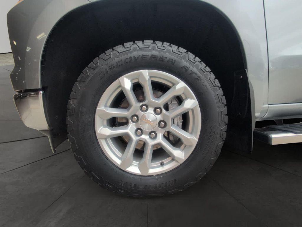 used 2024 Chevrolet Silverado 1500 car, priced at $39,995