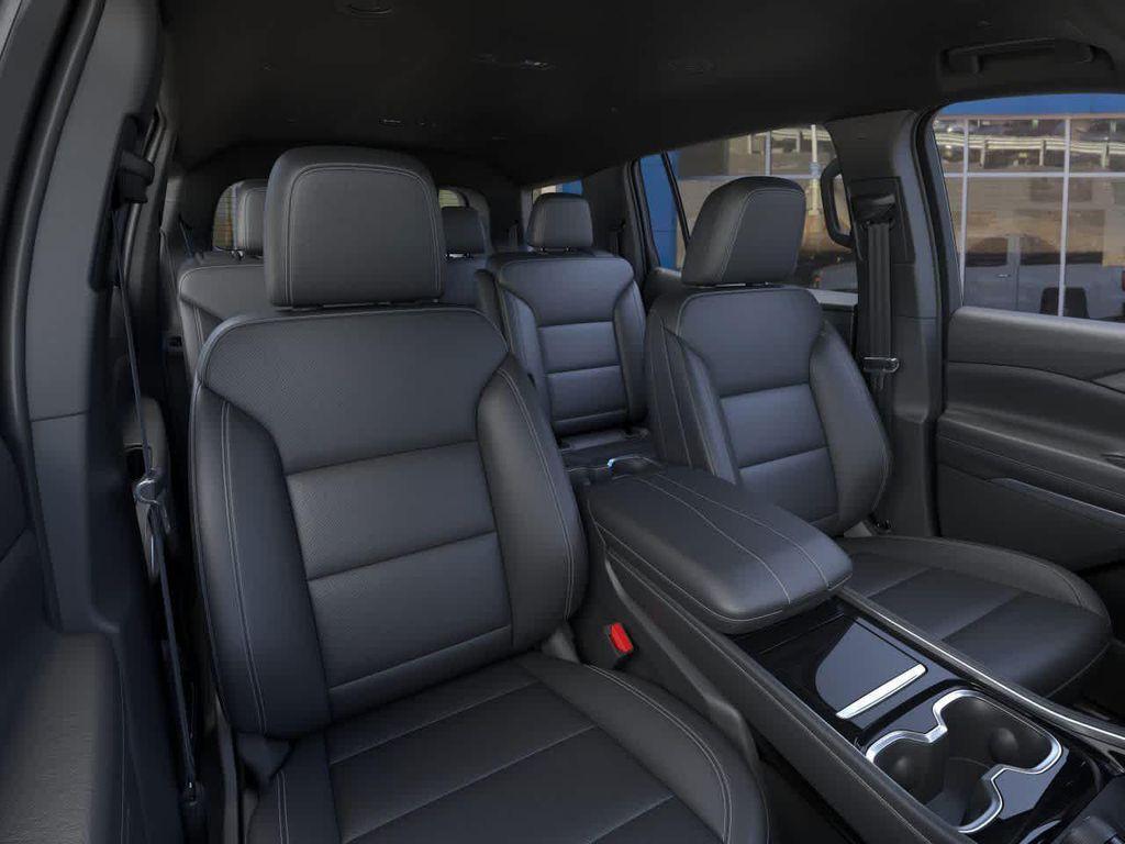 new 2026 Chevrolet Traverse car, priced at $46,020